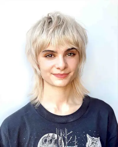 shoulder-length razor cut