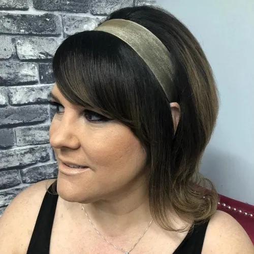 Prevrátený Bob s vlasmi zo 60. rokov 1960' title=