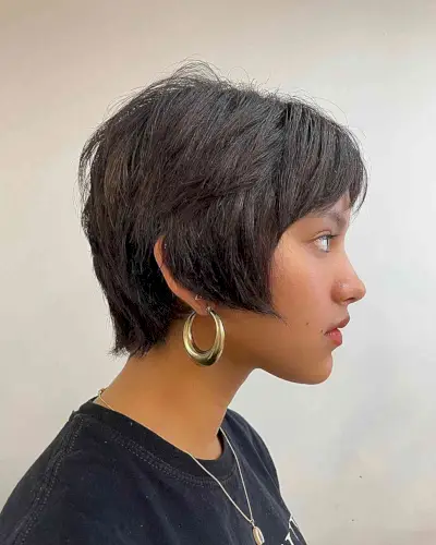 90s-Inspired Bixie Cut for ladies with thick hair
