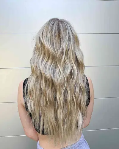 Long V-Cut with Beach Waves for Summertime