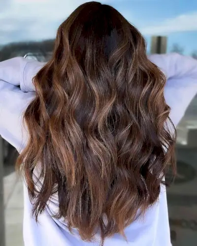 Summertime Long Layers and Caramel Highlights
