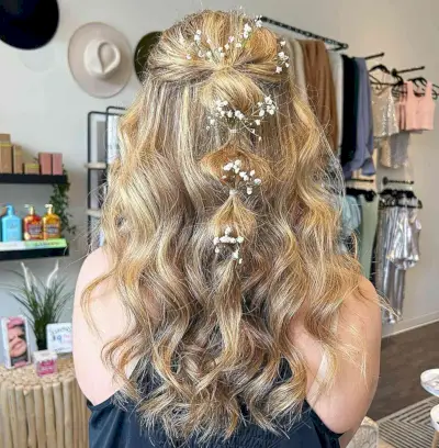 Mid-Long Romantic Half-Up Bubble Ponytail with Waves for Graduation