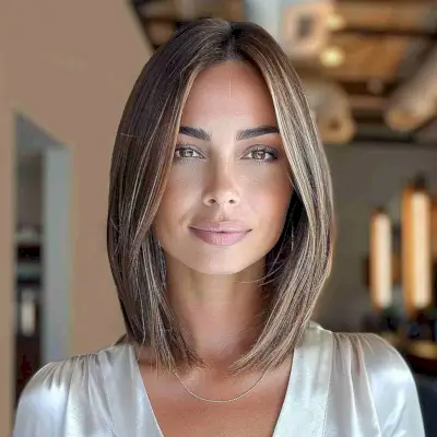 A unique lob for thin straight hair