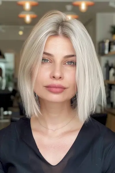 Amazing Straight short choppy haircut