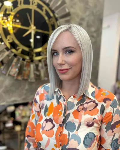 Straight Lob for Very Thin Hair