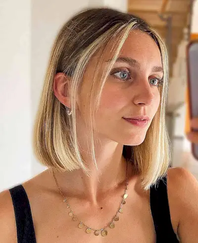 Low-Maintenance Blonde Long Bob for Straight Hair