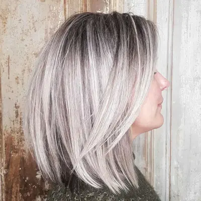 Lob Haircut with Textured Ends