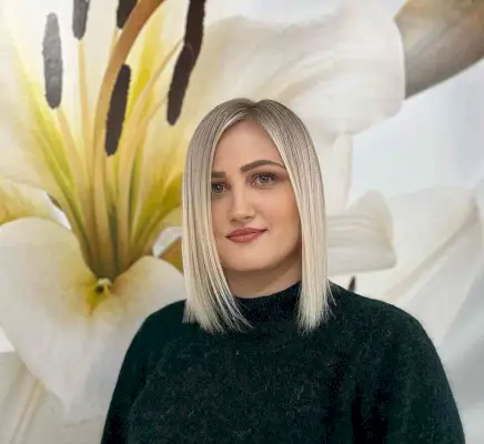 Rooted Light Blonde One-Length Bob for Fine Straight Hair