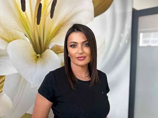 Chest-Length Straight Hairstyle for Fine Hair