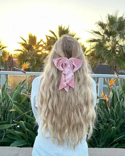 Waist-Length Beachy Waves with a Ribbon