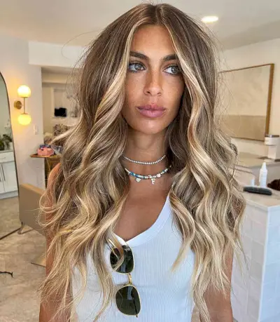 Blonde Balayage Soft Beach Waves for Long Hair