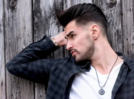 Pompadour Low Fade Heren