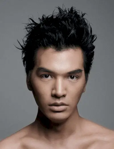 Edgy puntige Pompadour