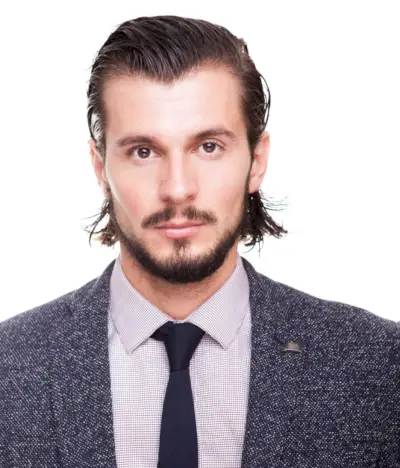 Hommes au look mouillé et au dos lisse