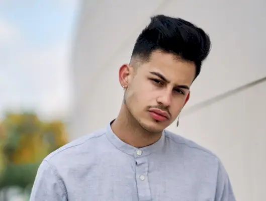 ポンパドール ロー フェード