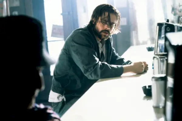 Brad Pitt har slidt ansigtshår i 1993