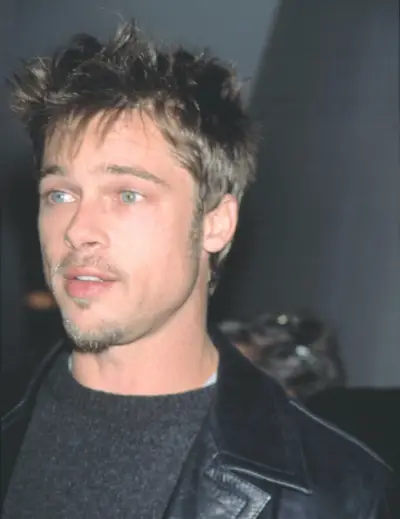 Brad Pitt har en pjusket frisure i den periode, som han filmede Fight Club i 1998.