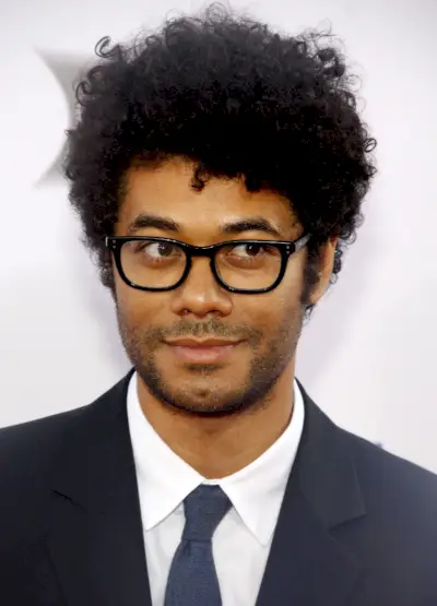 Richard Ayoade Cheveux Bouclés