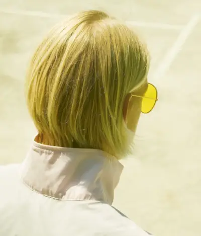 Cheveux Mi-longs Hommes Blonds