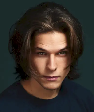 corte de pelo largo cortina hombres