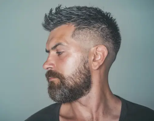 Coiffure Faux Faucon