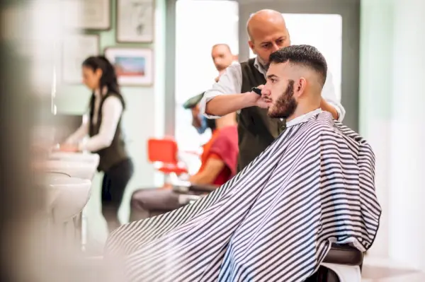 Coupes de cheveux pour hommes aux cheveux fins