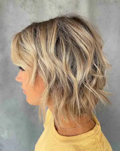 Messy Short Blonde Balayage Bob with Layered Beach Waves