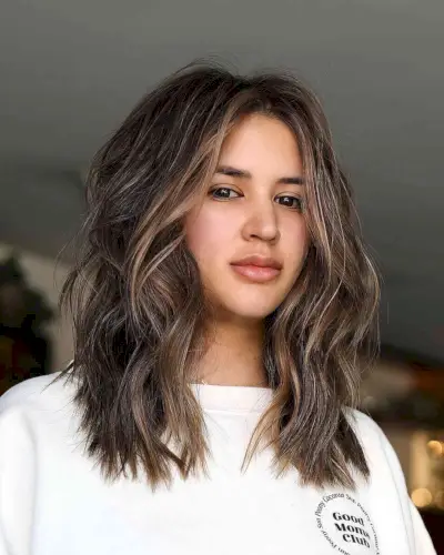 Effortless long layered bob without bangs