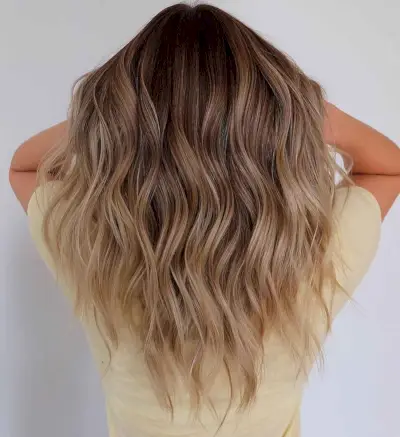 loose wavy layers for fine hair