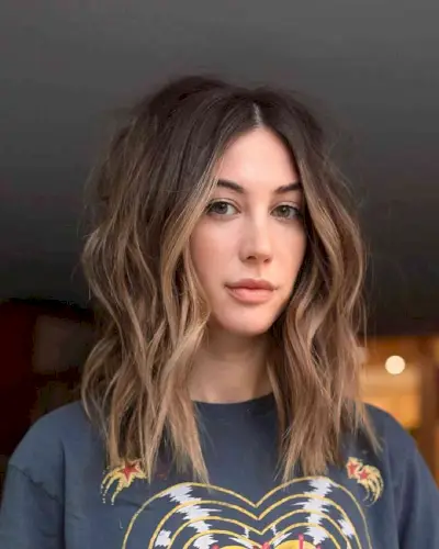 Low-Maintenance Textured Cut with a Middle Part