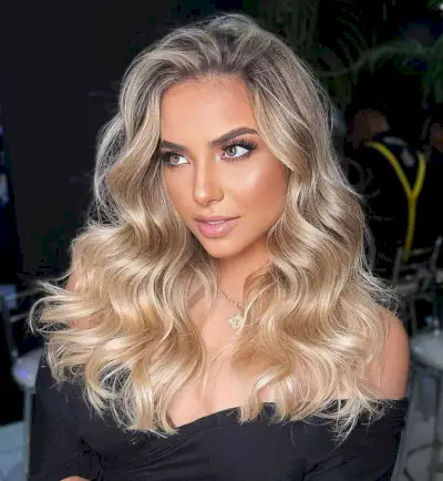 Gorgeous Loose Waves and Layers