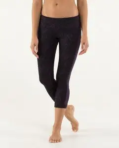 Fondatorul Lululemon pune compania în lumina reflectoarelor - din nou