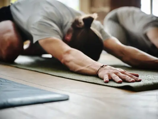 Mana ideālā jogas klase ir 60 minūtes pēc bērna pozas