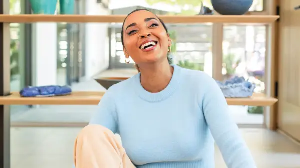 Eikite aukščiau su Lalah Delia