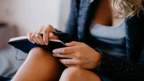 Cítíte se neinspirovaní? Zde je 5 praktik pro stimulaci vaší kreativity