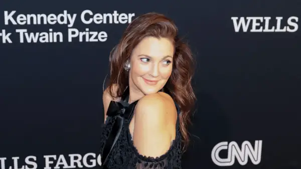 Drew Barrymore je svojo omaro spremenil v meditacijski prostor in morda je to tisto, kar vsi potrebujemo