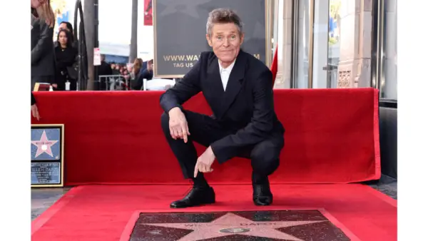 Willem Dafoe over waarom hij yoga beoefent, de moeilijkheid van acteren en Hollywood -sterrendom