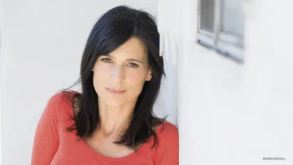 5 saker du borde veta om skådespelerskan Perrey Reeves