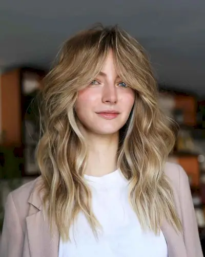 Low-maintenance long textured haircut