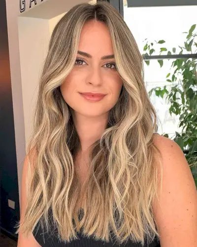 Gorgeous Long Blunt Blonde Waves