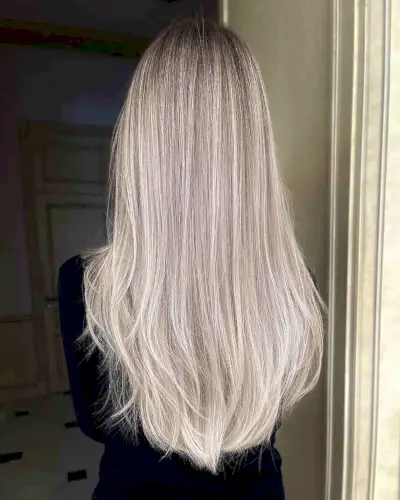 Layered V-Cut with Wispy Ends