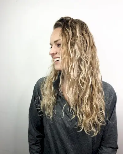 Perm for long hair with loose curls