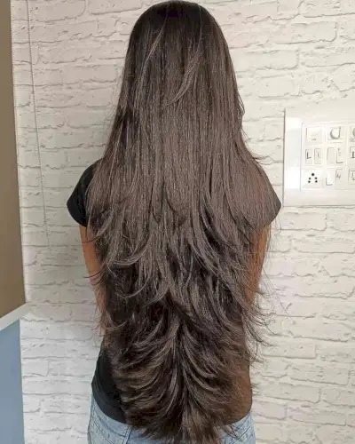 Wispy Layers for Extra Long Thick Hair