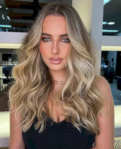 Long Choppy Layers with Waves for Thicker Hair