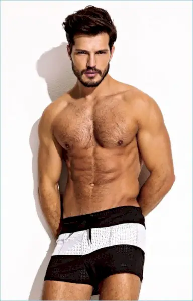 チャーリー・マシュー・ジンク 2017 水着ルックブック 012