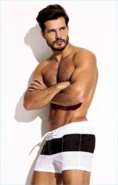 チャーリー・マシュー・ジンク 2017 水着ルックブック 013