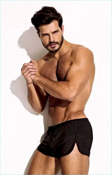 チャーリー・マシュー・ジンク 2017 水着ルックブック 014