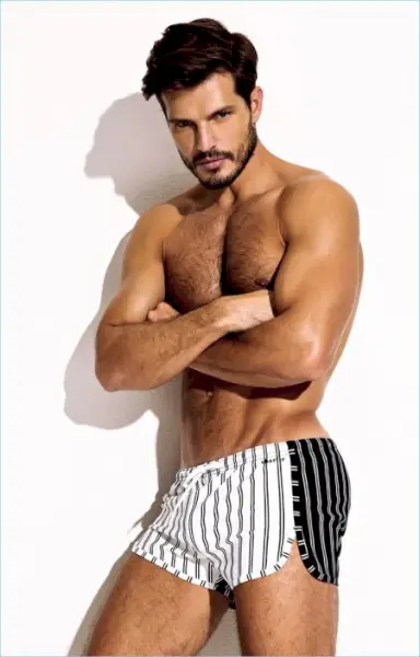 チャーリー・マシュー・ジンク 2017 水着ルックブック 019