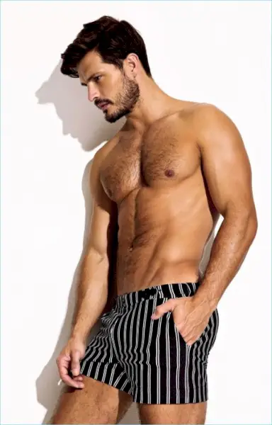 チャーリー・マシュー・ジンク 2017 水着ルックブック 023