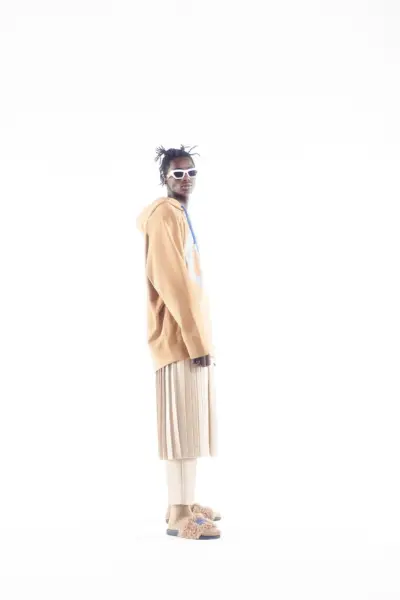 ヴェルサーチ ジーンズ クチュール 2023 年秋冬コレクション メンズ 006